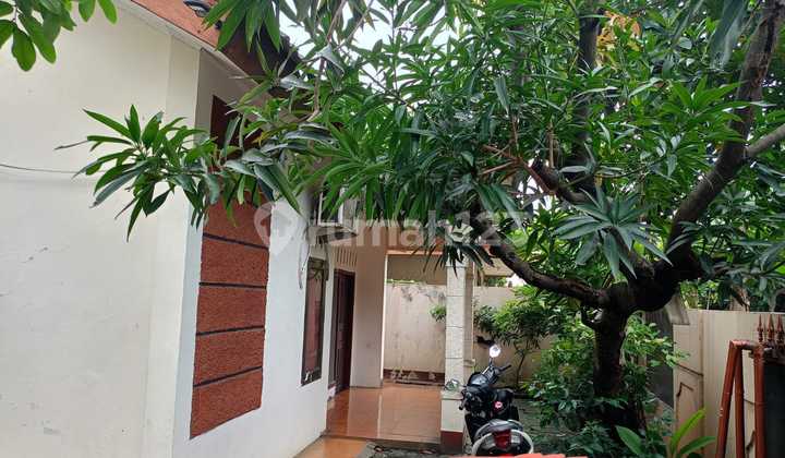 Rumah Luas Posisi Hook Bisa Kpr Di Pondok Pekayon Indah Bekasi 2