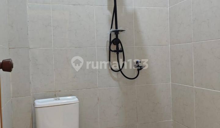 Limited Unit Fully Renovated House Eligible for Mortgage in Bulevard Hijau, Kota Harapan Indah, Bekasi 2