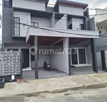 Rumah Cantik 2Lt Siap Huni bisa KPR Bangunan Baru di Taman Harapan Baru Kota Harapan Indah Bekasi 1