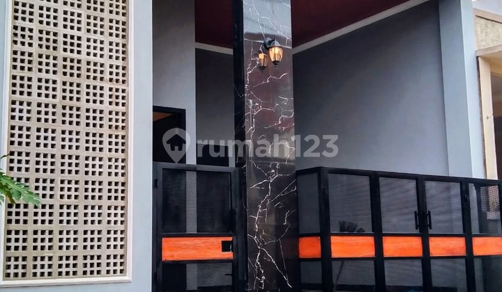 Rumah Full Renovasi Dilengkapi 3Kt bisa KPR di Bekasi Timur Regency Kota Bekasi