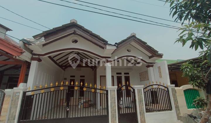 Spacious Ready-to-Live House, Affordable Price with KPR in Taman Harapan Baru, Bekasi