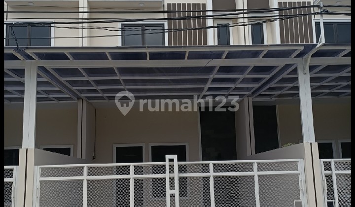 Hunian Model Scandinavian 2LT Bisa KPR Lokasi Premium di Pesona Anggrek Kota Bekasi