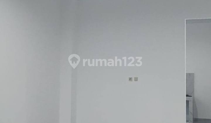 Luxury Newly Built 2-Storey House Ready to Occupy with KPR Available in Harapan Indah City, Bekasi. 2