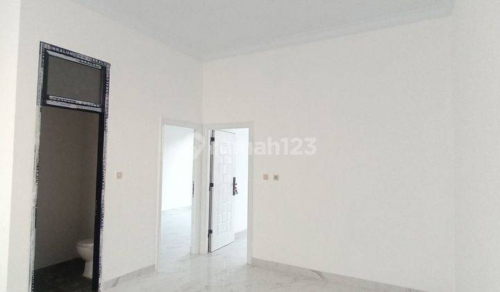 Rumah Mewah Bangunan Baru Lokasi Terdepan Bisa KPR DI Harapan Indah kota Bekasi 2
