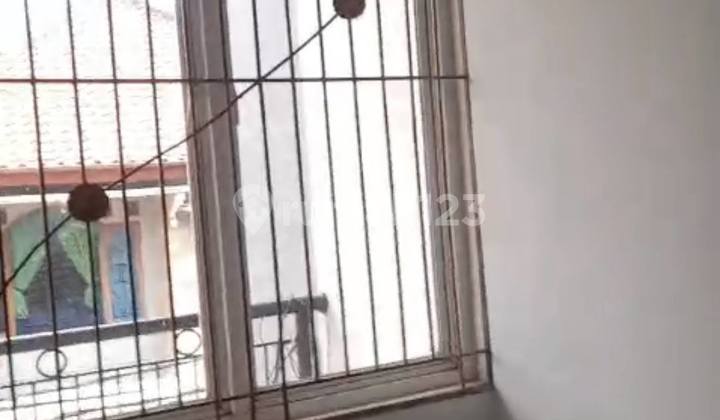 2-Story Ready-to-Occupy House Classic Building KPR Available Low Down Payment in Pondok Gading Mas, Kelapa Gading, North Jakarta 2