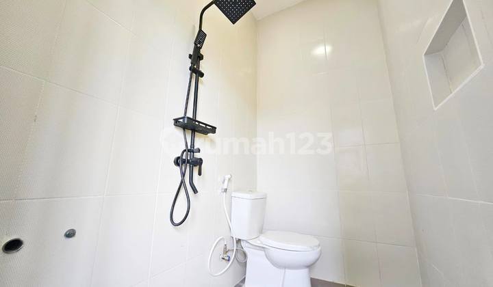 Turun Harga Rumah 2Lantai Siap Huni Bisa KPR DI Boulevard Hijau Kota Harapan Indah Bekasi 2