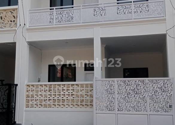 Rumah 2LT Lokasi Terdepan Siap Huni Bangunan Bisa KPR DI Kota Harapan Indah Bekasi