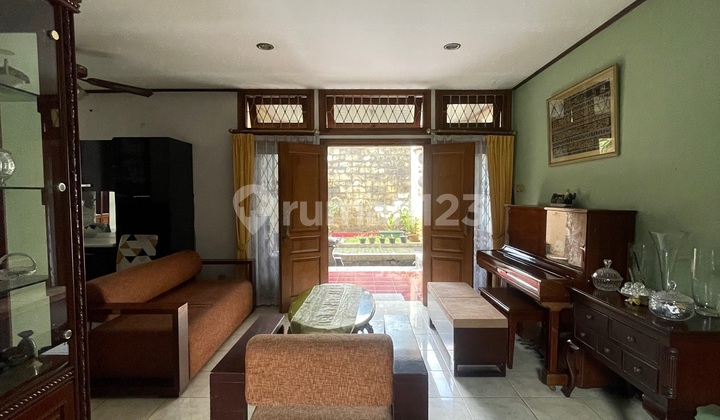 Rumah Layak Huni 2 Lantai Bisa Untuk Dibangun Kost Rumah di Jl. Ciputat Molek V No.7, Pisangan, Ciputat Timur, Kota Tangerang Selatan, Banten, Indonesia, 15419, Ciputat SHM 2