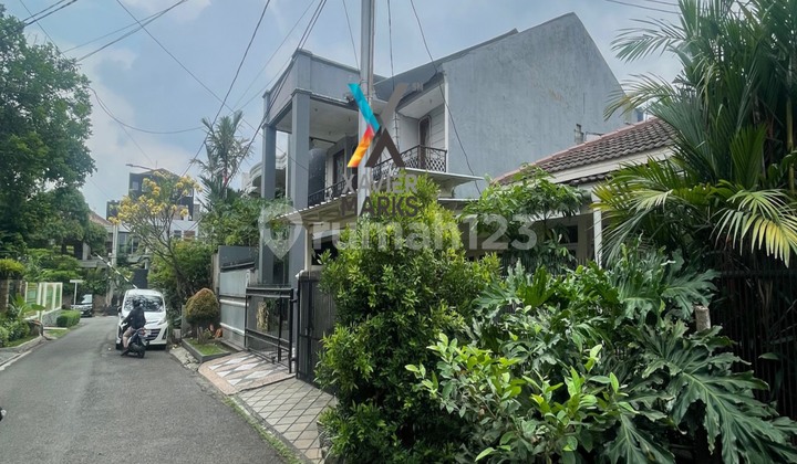 Rumah Lama Perlu Renovasi Di Pondok Indah & Jalan Lebar Rumah