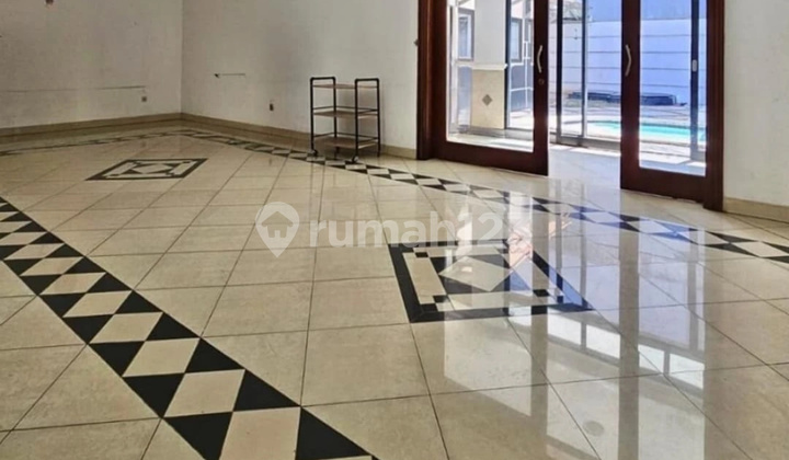 1-Storey Livable House with Wide Road in Alam Asri - House in Alam Asri, Pondok Indah Residence, Jl. Alam Asri III, Pondok Pinang, Kebayoran Lama, South Jakarta City, DKI Jakarta, Indonesia, 12310, Pondok Indah SHM