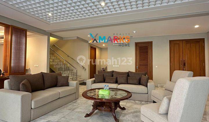 Bergaya Minimalis Modern Style Dalam Gated Area Jalan Lebar Suasana Tenang Rumah Baru Siap Dihuni Dengan Fasilitas Kolam Renang Rumah Baru di Pondok Indah, Metro Alam, Kebayoran Lama 21