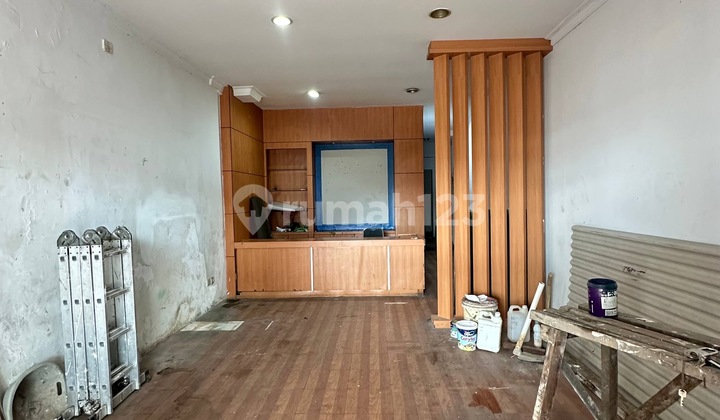 Ruko Fatmawati Raya Roadside Across from McD Cipete 2