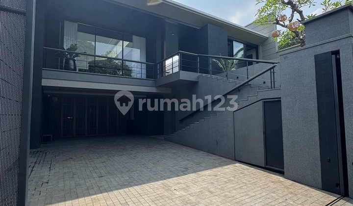 Rumah Brandnew Lokasi Cluster Dlm Pondok Indah Semua Serba High Tech & Konsep Minimalis Kontemporer Rumah SHM Bagus