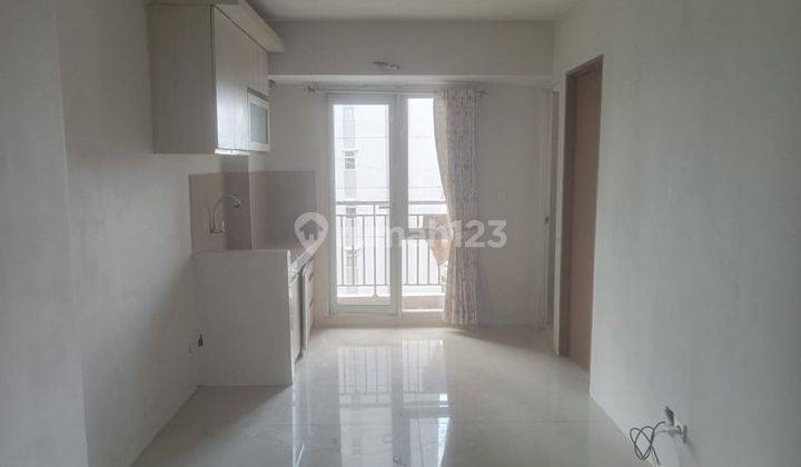 Oak Tower Kelapa Gading Type 2 BR Semi Furnished 1