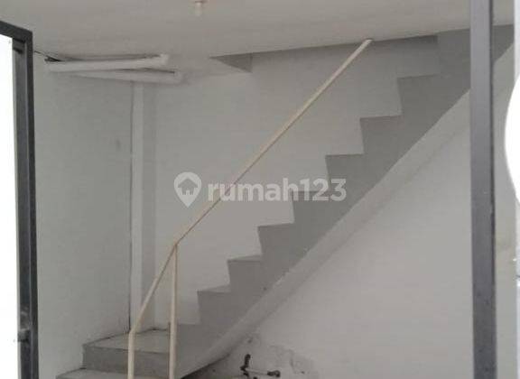 Rumah Pusat Kota Surabaya, 2 Lantai, Bagus, Furnished 2