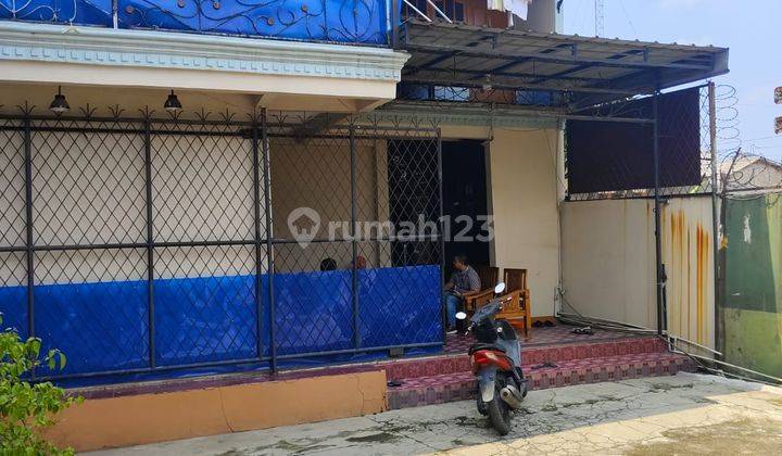 Rumah 2 Lantai Bagus Unfurnished SHM di Cikaret Bogor 2