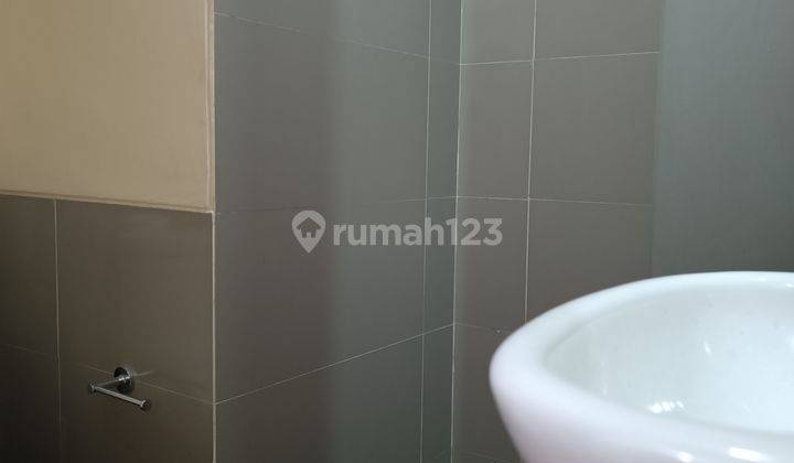 kamar mandi kebayoran icon, studio, furnished, bagus,