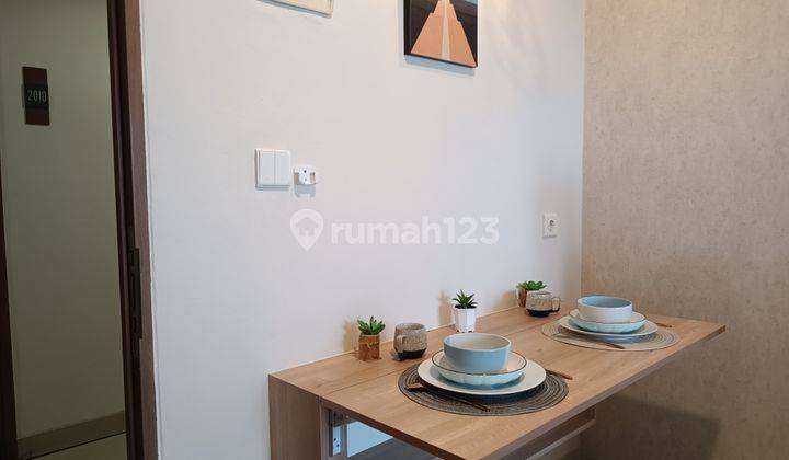 Apartment The Oak Tower 2 BR Bagus Furnished 2