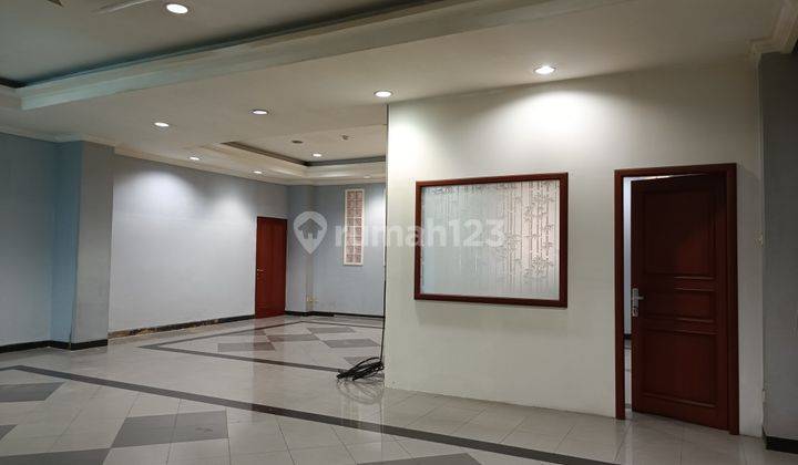 Low Rise 6 Storey Oiffice Building 500m2 SHM At Jl Tanah Abang  1