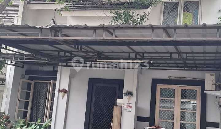 Nice 2-Story Unfurnished House SHM Cibubur, Bekasi Nice 2-Story Unfurnished House SHM Cibubur, Bekasi