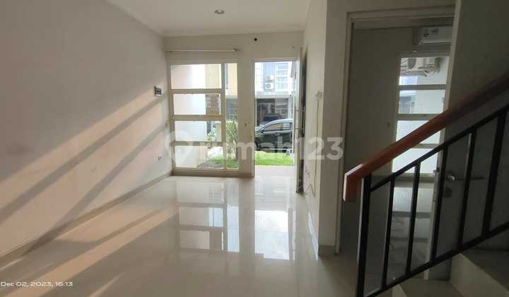 Two-Story House in Monte Farella Cluster, Grand Wisata, Mustika Jaya, Bekasi Two-Story House in Monte Farella Cluster, Grand Wisata, Mustika Jaya, Bekasi