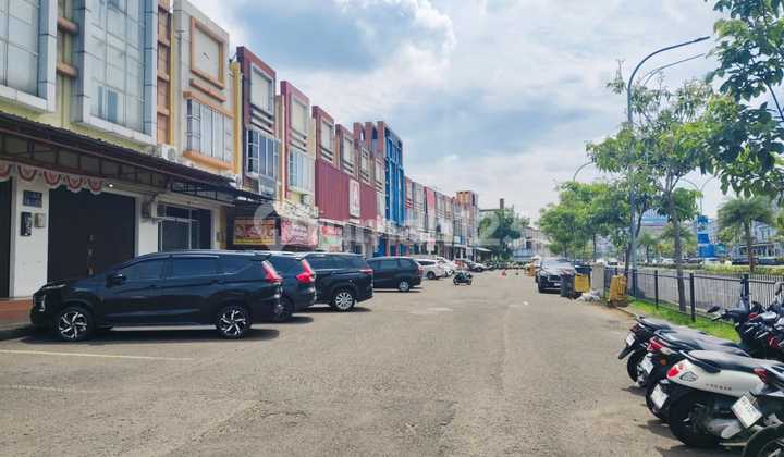 Ruko Depan 2 Lantai Jalan Utama Grand Wisata Tambun Selatan Bekasi Ruko Depan 2 Lantai Jalan Utama Grand Wisata Tambun Selatan Bekasi