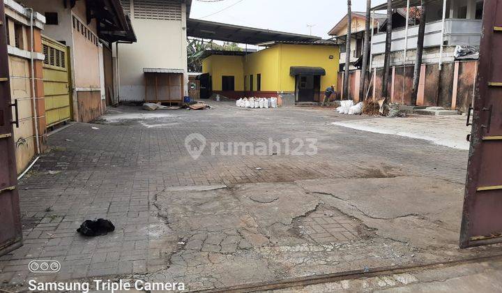 Gudang siap pakai di Jalan persahabatan timur, bisa container 8