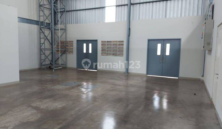 Pabrik di MM 2100 HGB Baru, siap pakai, loading dock ada 6