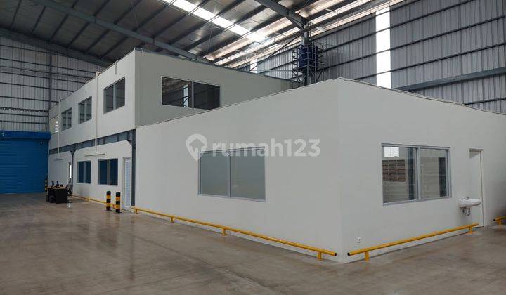 Gudang di MM2100, cibitung 9600 m HGB Baru, siap pakai, loading dock ready 4