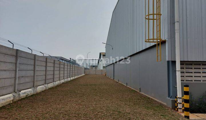 Gudang di MM2100, cibitung 9600 m HGB Baru, siap pakai, loading dock ready 6