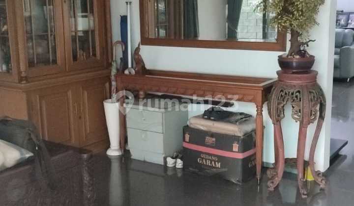 Rumah Bagus Di Jl. Cawang Baru Tengah, Siap Pakai, Terawat