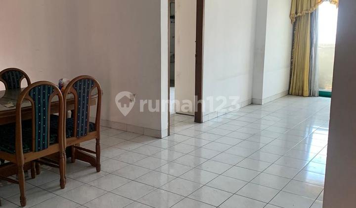 Graha Cempaka Mas Apartment, 94 sqm, 3+1 Bedrooms, Well-Maintained Ready to Occupy, Quick Sale, Negotiable Price 2