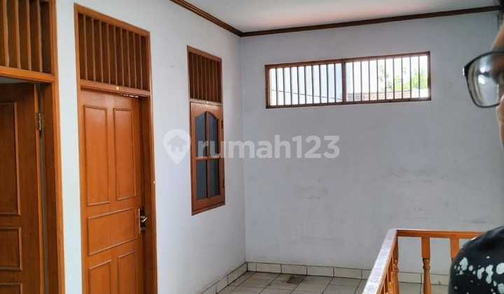 Rumah 2 Lantai Harganya Terjangkau di Harapan Baru 72702 Rc 4