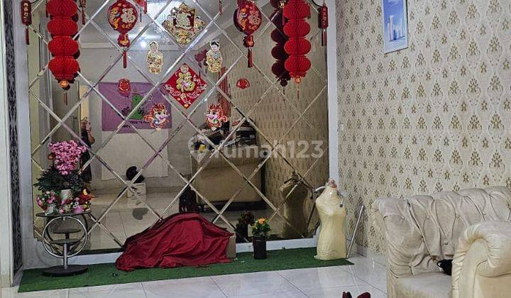 Rumah Hook Ada 7 Kamar D Jelambar Jakarta Barat Lokasi Strategis  2