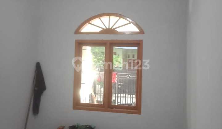 HARGA MEYAKINKAN! Sewa Rumah 2 Lantai di Pejuang! 73401 MAR 2