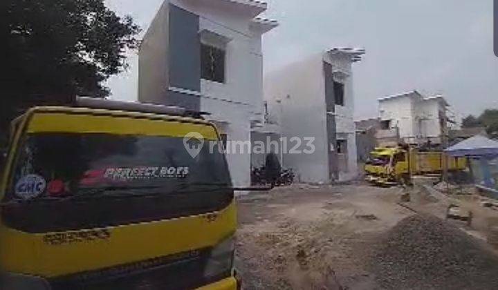 Rumah 2 Lantai Baru  Promo Jakarta Timur 2