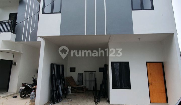 Rumah 2 Lantai Akses Mobil Dekat ke Jalan Utama Cipayung Jakarta Timut Rumah 2 Lantai Akses Mobil Dekat ke Jalan Utama Cipayung Jakarta Timut