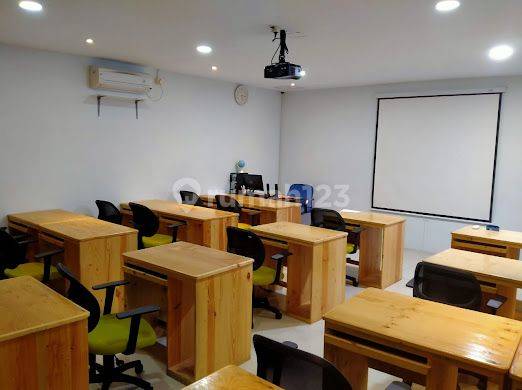 Gudang Dan Kantor 3 Lantai di Pergudangan Bandara Mas Tangerang