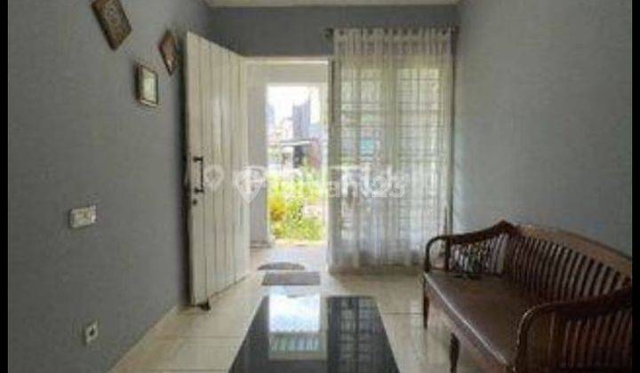 Rumah 2 Lantai Bagus Semi Furnished SHM di BSD, Tangerang 1