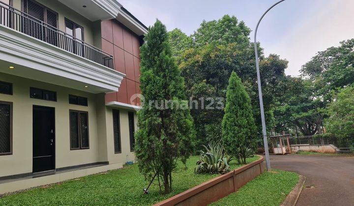 Rumah Hoek Depan Taman di Delatinos Bsd City Serpong Tangerang 2