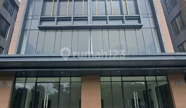 Flexible Business Space, Unlimited Potential: North Point Two in BSD City Awaits You. Available in 2 types (Premium & Signature). Flexible Business Space, Unlimited Potential: North Point Two in BSD City Awaits You. Available in 2 types (Premium & Signature).