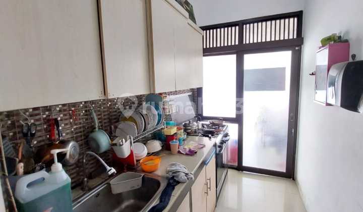 Rumah Siap Huni 2 Lantai Di Kencanaloka Bsd Luas Tanah 200m² Bangunan 180m² 2