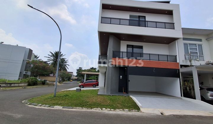 Hook House in Alam Sutera, Flamboyan Cluster, Price 7 Billion. Hook House in Alam Sutera, Flamboyan Cluster, Price 7 Billion.