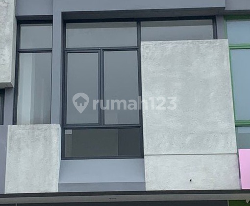 2-Story Shophouse in Anggrekloka Priced at 1.9 Billion 2-Story Shophouse in Anggrekloka Priced at 1.9 Billion