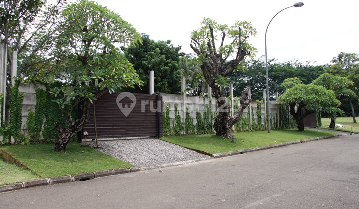 Plot in BSD City South Tangerang Golf Hill, land only calculated at 18 million per meter. 2