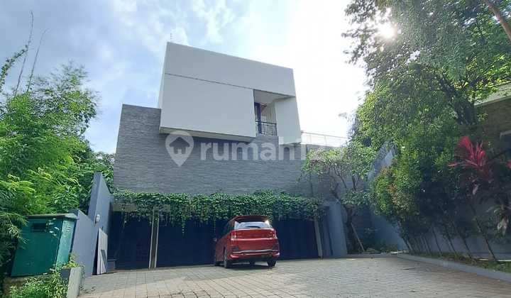 Rumah Bagus Mewah 3 Lantai di Bukit Terrace Golf BSD 25 Miliar