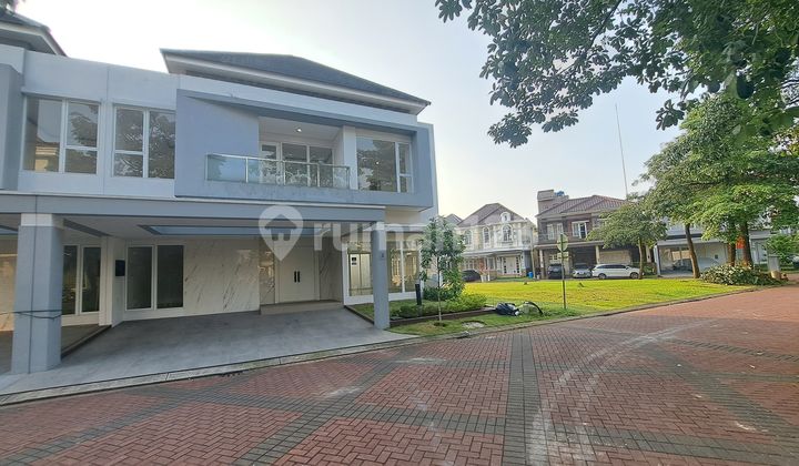 Rumah Baru Di Menteng Village Paramount Gading Serpong. Kamar Tidur Utama End To End