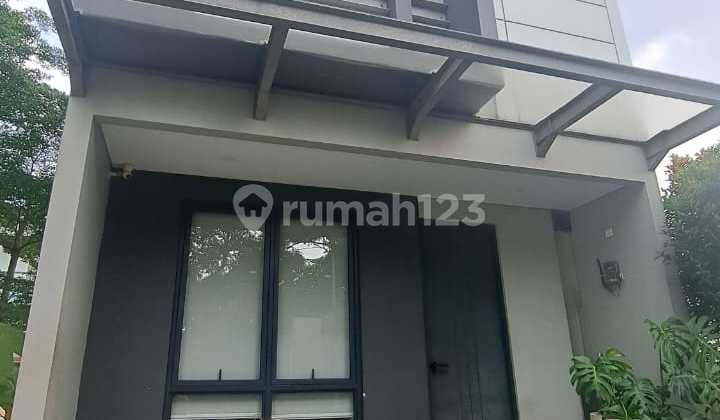 Want an affordable business space? Check out this 3-story Shop House / Commercial Property at LATINOS BOUTIQUE SOHO BSD with bonuses and DISCOUNTS! Price around 1.7M. Want an affordable business space? Check out this 3-story Shop House / Commercial Property at LATINOS BOUTIQUE SOHO BSD with bonuses and DISCOUNTS! Price around 1.7M.