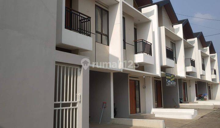 Rumah Baru Dalam Cluster Tangerang Selatan 1