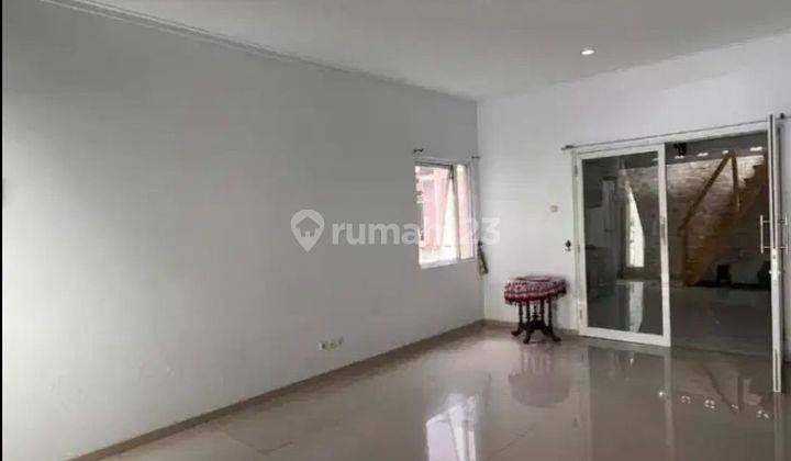 Rumah bagus 2 lantai dekat kampus STAN ceger bintaro 2